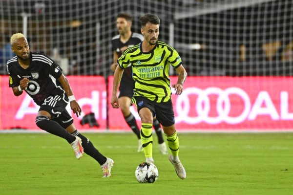 Sky: Fabio Vieira có thể cho mượn bánh mì kẹp thịt, Loconga có thể chuyển sang bánh mì kẹp thịt vĩnh