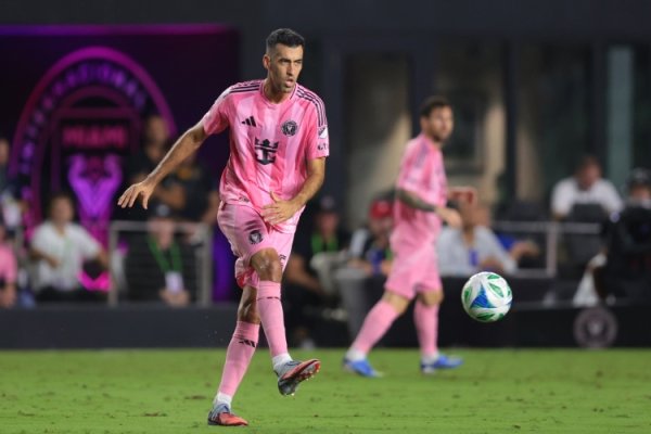 Busquets nói về việc nghỉ hưu: Sau một quyết định được suy nghĩ kỹ lưỡng, câu chuyện bóng đá của tôi sẽ kết thúc ở đây