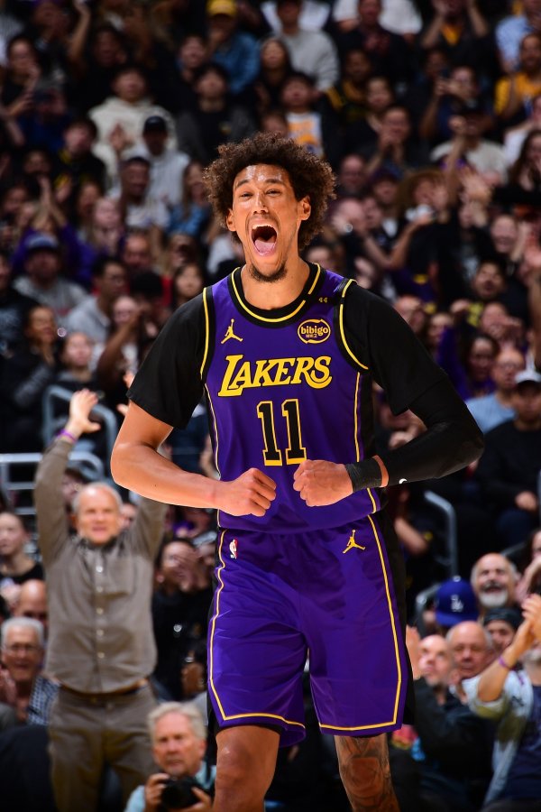 Hayes: Tôi đã gặp Redick và Pelinka vào cuối mùa giải trước và họ hy vọng tôi trở lại