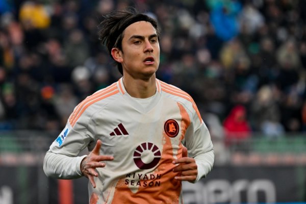 Romano: Giám đốc của Roma sẽ thảo luận về hợp đồng với Dybala và hai bên sẵn sàng đàm phán đổi mới